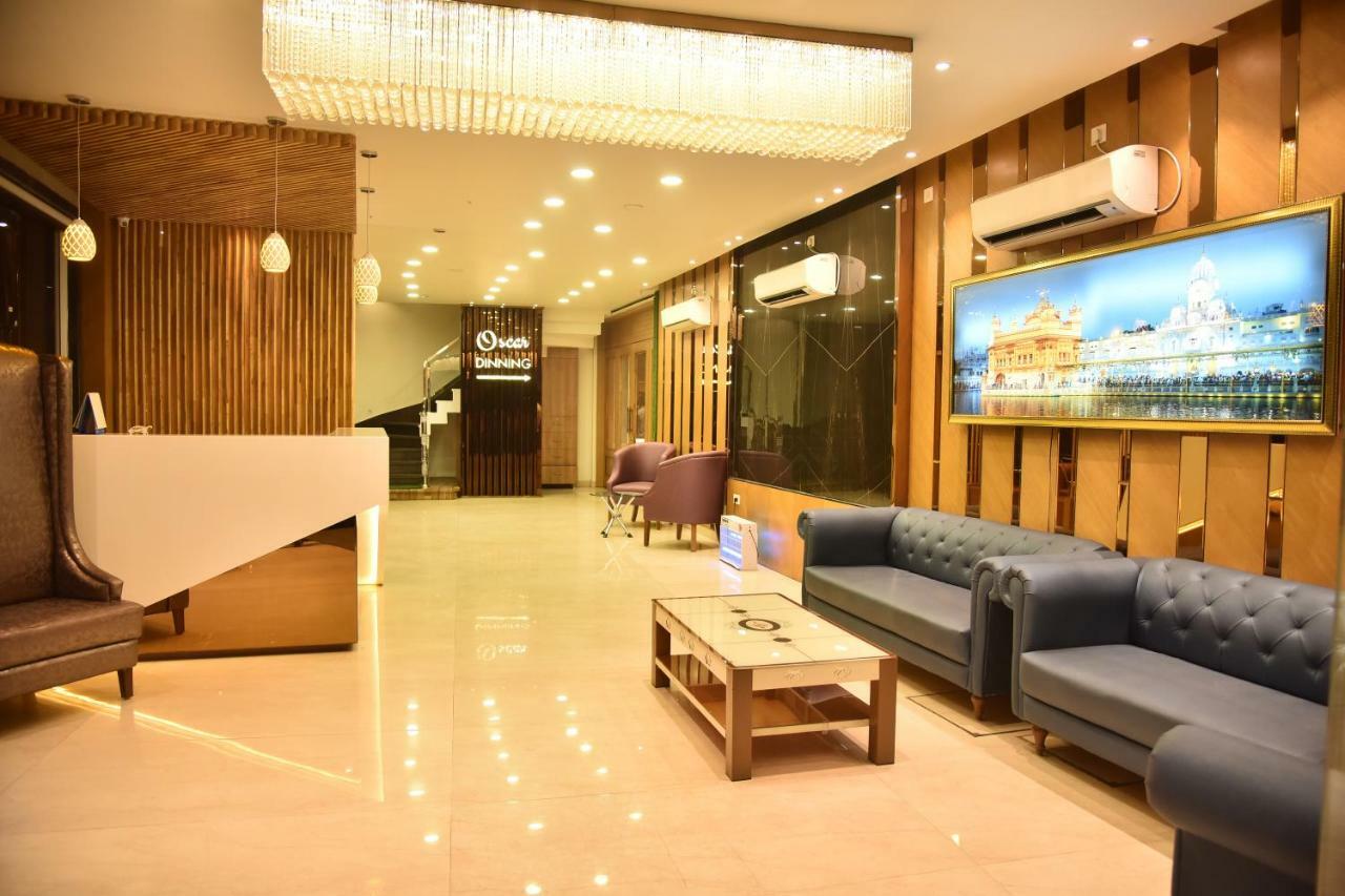 Hotel Oscar Amritszár Kültér fotó